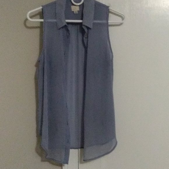 Top - Picture 1 of 1